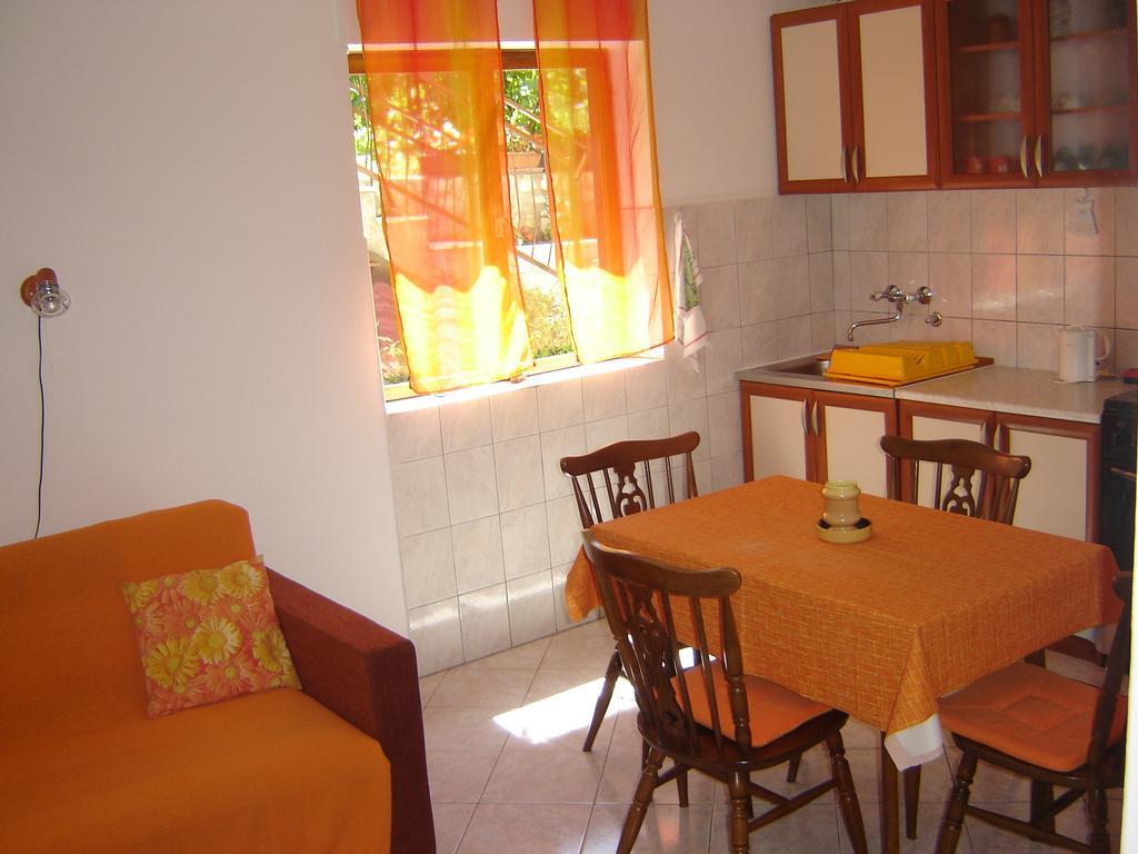 PUY Apartments Grgorinic מראה חיצוני תמונה