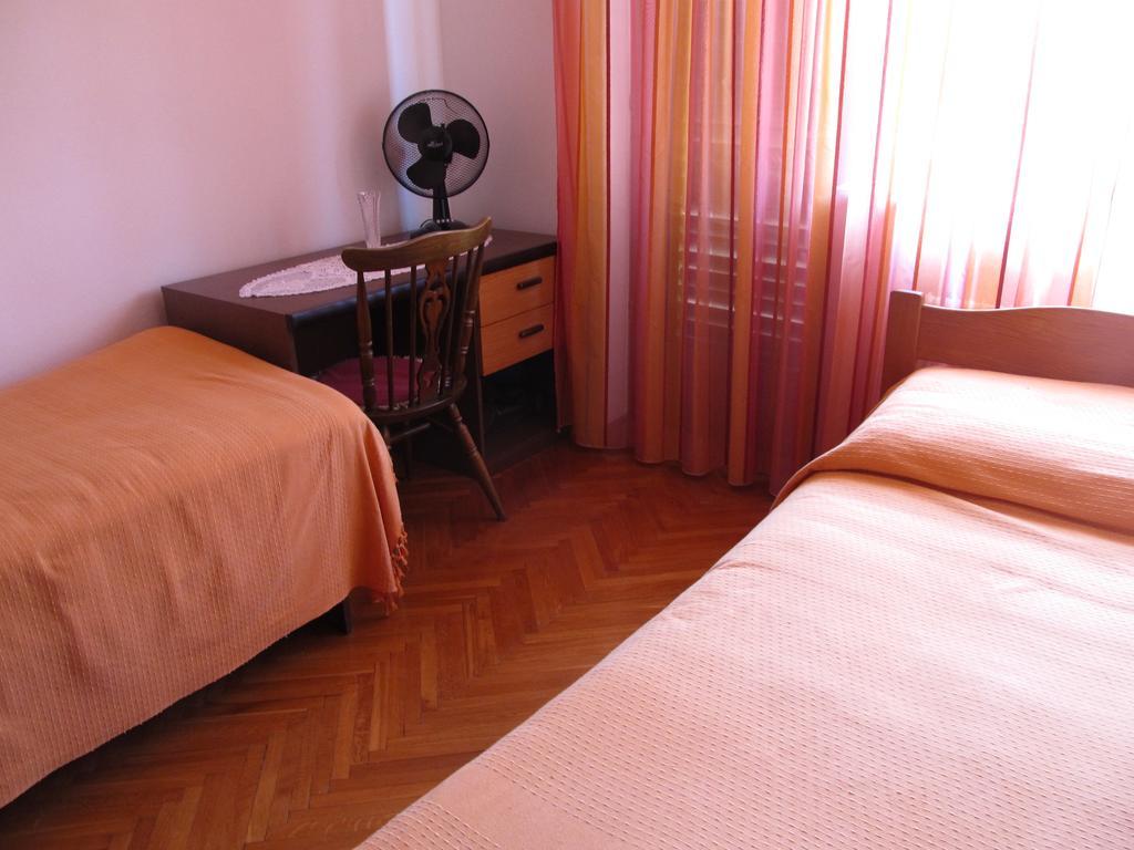 PUY Apartments Grgorinic מראה חיצוני תמונה